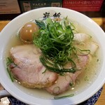 ラーメン巌哲 - 肉塩＋玉子＋海苔