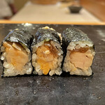 鮨 まつうら - かんぴょうとあん肝の巻物