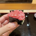 鮨 まつうら - まぐろから始まる驚き。