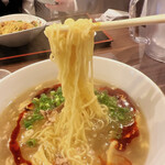 一輩子吉華 - 麺は中華麺♪