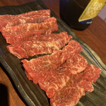 あか牛焼肉と馬刺し たべとも - 