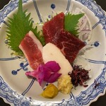 Lunch benefit [additional 1000 yen] Enjoy four types of horse meat sashimi. (tax included)