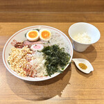 コトノハ - 汁なし泡燕三条・煮干しエスプーマ(〆飯付き)