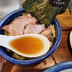 ヨコクラストアハウス - 醤油スープ