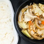 ほっともっと - 料理写真:肉野菜炒め弁当