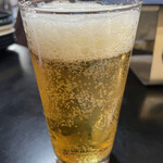 ひな鳥 - 生ビール605円(タイミングが悪く不味そう