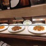 インデアンカレー 丸の内店 - メニューは3種類