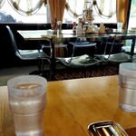 サリサリカリー - 内観