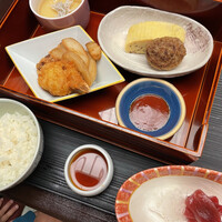 日本料理 初海 - 