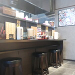 麺酒房 龍安 - 店内の様子