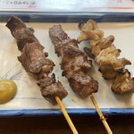 庄や - おまかせ焼きとん串３種盛り