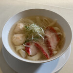 Fushan - 豚トロチャーシューと海老団子入りスープそば