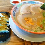 久留米とんこつラーメン 松山分校 - 