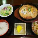 Robuno Orusara Ebo - カツ煮定食￥1,450税込み(R5.4.19撮影)