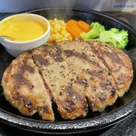 いきなりステーキ - ワイルドハンバーグ 300g チーズソース