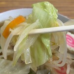 みつや食堂 - 野菜リフト