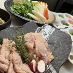 Jipangu - 岡崎が誇る地鶏「岡崎おうはん」。色々な部位を鉄板焼きで。