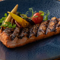 サーモンのソテー ～レモンバターソース～