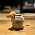 薪鳥新神戸 - 自家製燻製の生キャラメル