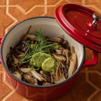 4種のキノコのソテー