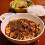 中菜Labo.朝陽 - 最強麻婆豆府ランチ(1,000円)
            白ご飯(お代わり自由)･搾菜･デザート付き