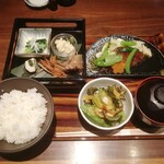 NATURA MARKET - わらさ焼き御膳～春野菜柚子胡椒餡