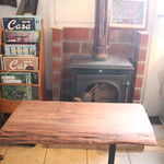 珈琲豆直売所 - テーブルが素敵