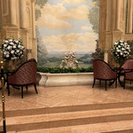 LOBBY LOUNGE - 