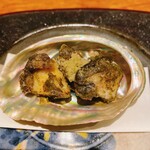 燕 - 鮑の唐揚げ肝和え