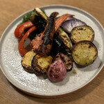 BiOsteria Komakine - 柴山さんの自然派野菜やベジターの敵田さんなどから届く極上野菜の炭火焼き
