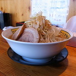 ラーメン　どかいち - 二郎インスパらしいまずまずの盛り（2013年6月29日）