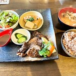 和楽cafe - まぐろの頬肉ステーキ