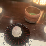 たでの葉 - いちご大福とお抹茶