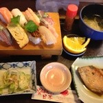 Hamazushi - 寿司ランチ  これが800円！