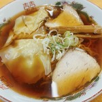 Kudou Ramen - ワンタン麺（中）