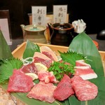 個室 馬刺し肉寿司 たてがみ - 