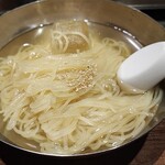 キンキン麦酒とプリっと小腸 近江牛畜産あさひ - 