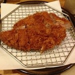 とんかつ 明石 - 特ロースかつ・220g、満腹になります！