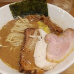 すずめ食堂 - 濃口醬油中華そば