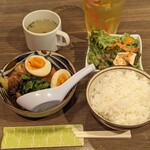 Mancher Kitchen - ラフテー定食¥1000-