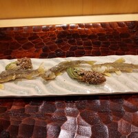 日本料理 かしづき - 活き稚鮎　タラの芽　揚げ物