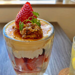 カフェカモット - 高級ホテルで出されてもおかしくない
      クオリティなのに
      これ千円切ってる(￣▽￣;)…
      コスパ半端ないですわ✨