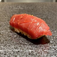 新橋 天鮨 - 赤身の漬け
