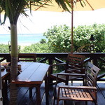 島野菜カフェ Re:Hellow BEACH - テラス席もあるよ