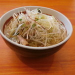 斜め上から見たネギ塩ラーメン