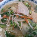 やぎわ食堂 - 具がゴロゴロ入っている、タンメン☆