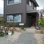 そばと絵本cafe ぶらっと - 入口