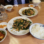 新華園 - 中華定食850円♪