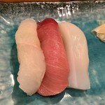 練馬 江戸銀 - ヒラメ、中トロ、スミイカ