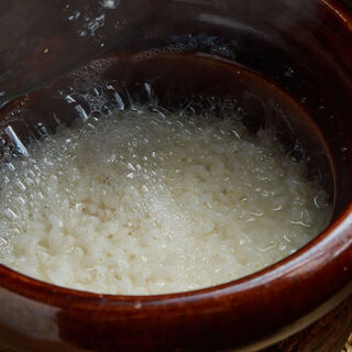 Experience the deliciousness of white rice, from the famous boiled flowers to white rice.